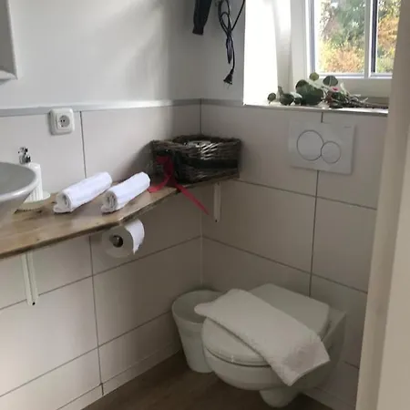 בית הארחה Altes Forsthaus / Bei Der Messe Stuttgart